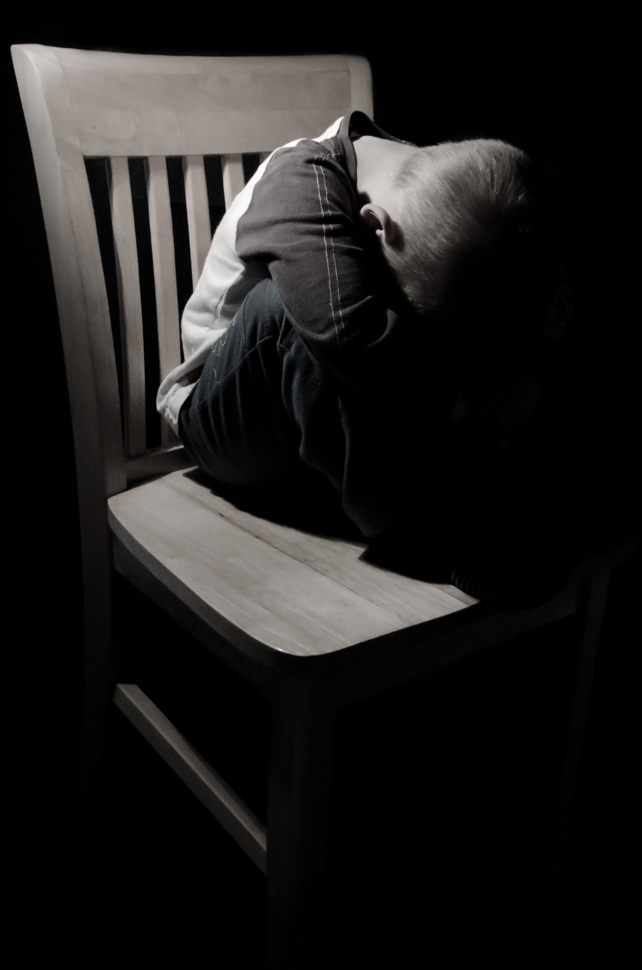 sad-child-1371909620aOM